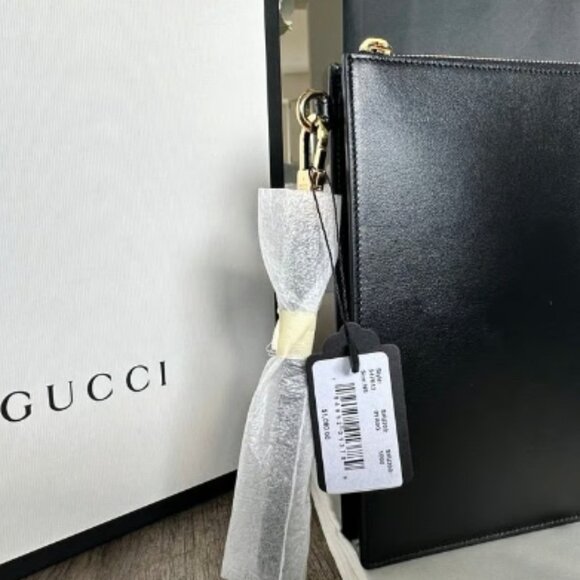 CLASSIC GUCCI SMOOTH BLACK CALF LEATHER POUCH BAG WRISTLET GOLD - Picture 2 of 5